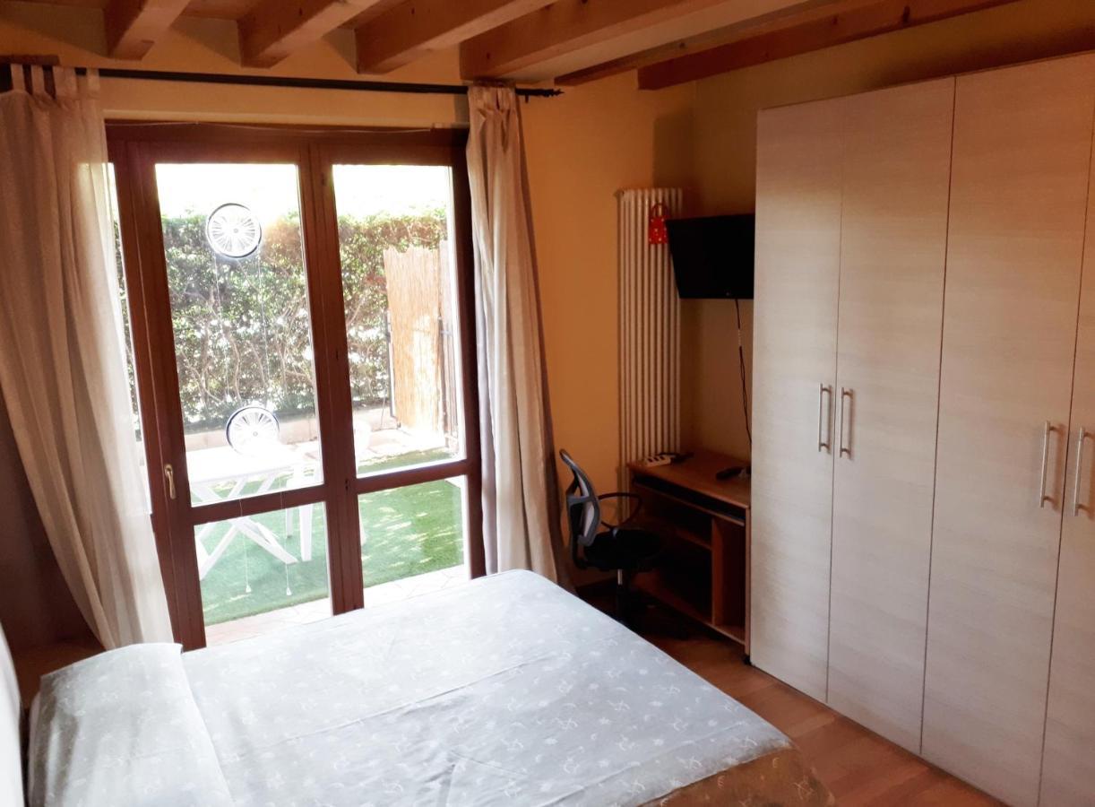Albergo La Quiete 데센자노델가르다 외부 사진