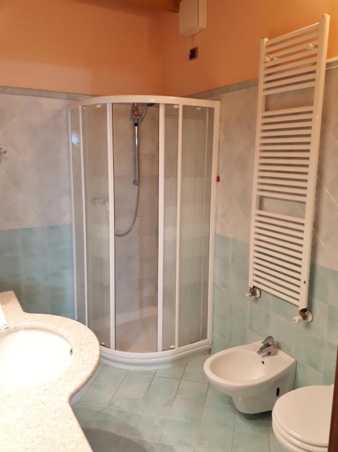 Albergo La Quiete 데센자노델가르다 외부 사진